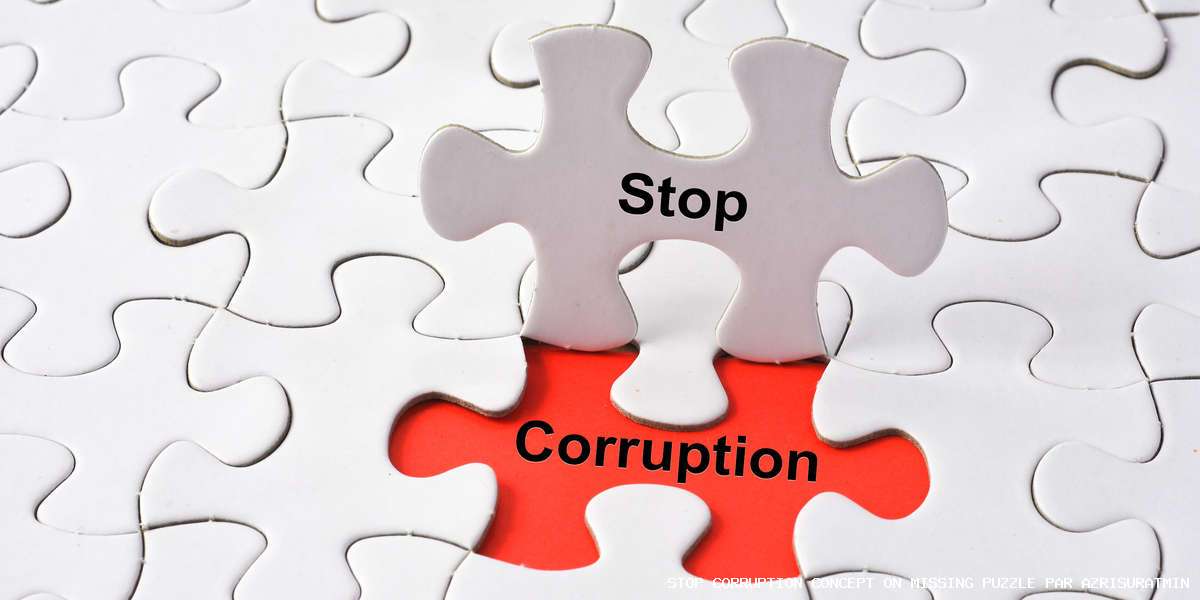 Stop Corruption concept on missing puzzle Par azrisuratmin - Stop Corruption concept on missing puzzle Par azrisuratmin Pour une