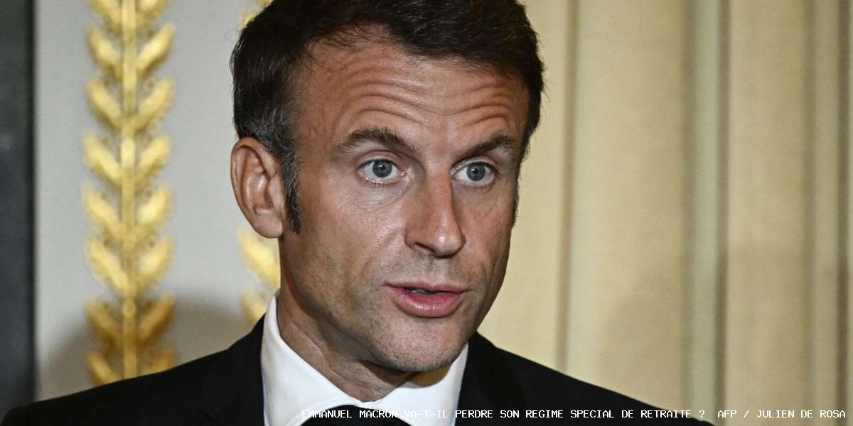 Emmanuel Macron va-t-il perdre son régime spécial de retraite ? AFP / JULIEN DE ROSA - Emmanuel Macron va-t-il perdre son régime spécial de retraite ? AFP / JULIEN DE ROSA Le régime spécial de retraite du président de la République sur la sellette